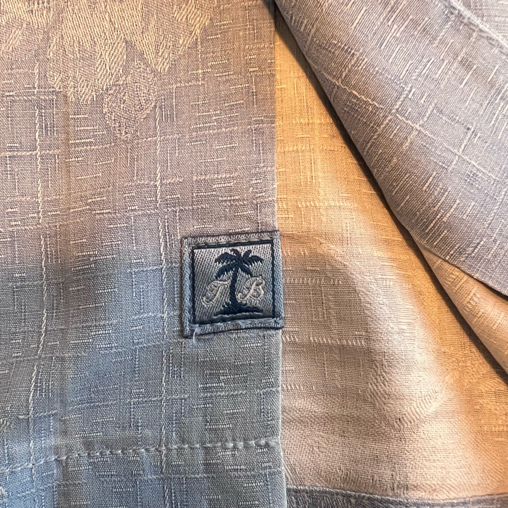 Tommy Bahama 100% Silk Shirt XL - Picture 3 of 7